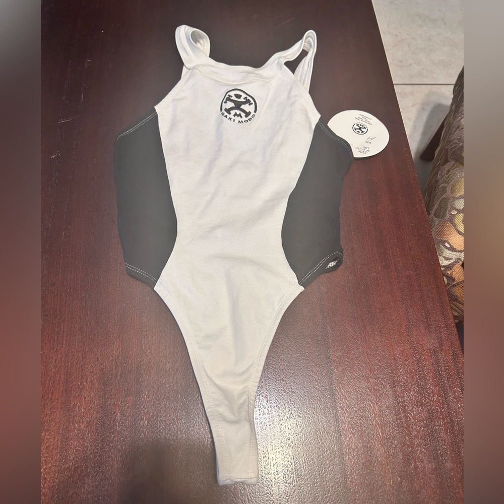 Chic Women's One Piece Swimsuit in Black and White